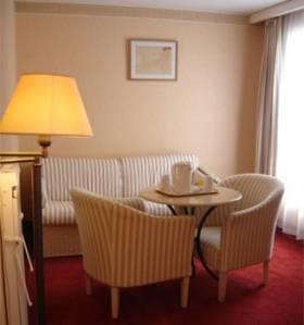Auteuil Tour Eiffel 4* Parijs